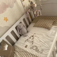 روتختی و آویز تخت کودک