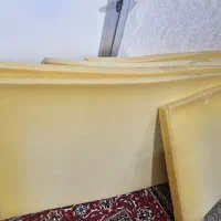 ابر نشیمن کنار اتاق