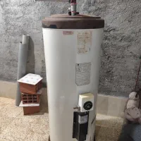 آبگرمکن فقط کف سوراخ بقیه جا سالم