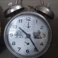 وسایل قدیمی ساعت زنگوله