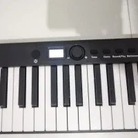 پیانوتاشومدل bx20پدال وسط