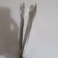 انبر  مخصوص سالاد.  تمام استیل کاملا نو. ۲۰۰ تومن