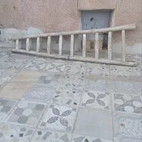 نردبان چوبی