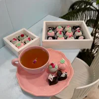 تولید و فروش روزانه کیک و دسر