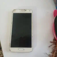 گوشی j5صفحه تصویرنداره