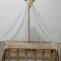 تخت کنار مادر چوبی|تخت و سرویس خواب|سقز, |دیوار