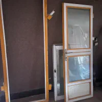 دو عدد درب آلومینیومی سنگین سالم همراه توری