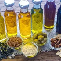 آموزش ترکیب روغن های گیاهی