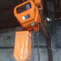 جرثقیل سقفی زنجیری tpx 2تن کارکرد درحد روشن شدن|ماشین‌آلات صنعتی|ابریشم, |دیوار