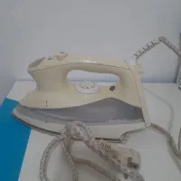اتوبخار لباس سالم