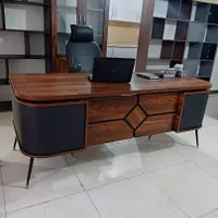 میز مدیریتی بغل چرم شرکتی