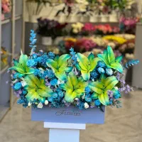 باکس گل لیلیوم سبز آبی کد ۱۷۷۶ گلاریس
