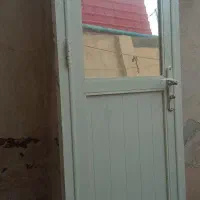 درب آلومینیومی ابعاد 75 طول ۲ متر