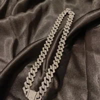 گردنبند فول نگین