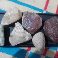 این سنگ هابفروش میرسند