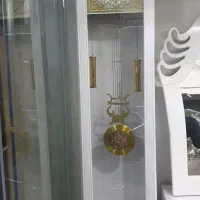 ویترین و ساعت کاملا نو بدون استفاده درشهر ماسال
