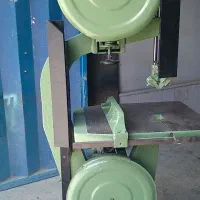 به استا کار نجاری جهت کار با اره فلکه نیازمندیم