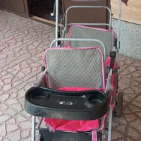 کالسکه دوقلو