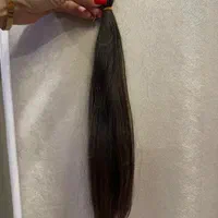 تعدادی موی طبیعی برای اکستنشن و چتری سر
