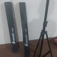 سه پایه رینگ لایت