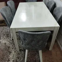 میز ناهارخوری ۶ نفره و مبل کاناپه ۳ نفره ست|مبلمان خانگی و میز عسلی|قم, امامزاده ابراهیم|دیوار