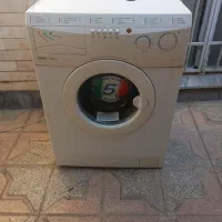 فروش یک دستگاه ماشین لباسشویی|ماشین لباسشویی و خشککن لباس|نهاوند, |دیوار