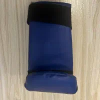 یک جفت دستکش بوکس کاراته