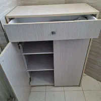 کمد یا جاکفشی چوبی