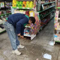 کارگر ساده فروشگاه