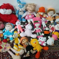تعدادی عروسک