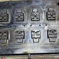 قالب سه راهی برق|ابزارآلات|قدس, شهر‌قدس|دیوار