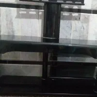 میز تلویزیون شیشه ای