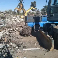 خرید فروش ضایعات آهن آلات