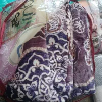 ۲ عدد پتوی مسافرتی و ۱ عدد پتوی ژله ایی نو