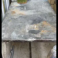 میز کار  کاملا تمیز