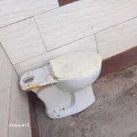 2 عدد توالت فرنگی و سیفون