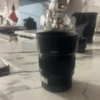 یک عدد لنز سونی پنچاه ۱/۸یک عدد لنز پنجاه کنون ۱/۸