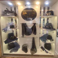 ویترین و پیشخوان بوتیک