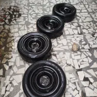 چهار حلقه رینگ و لاستیک در حد