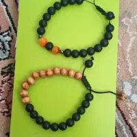 دستبند و لاک