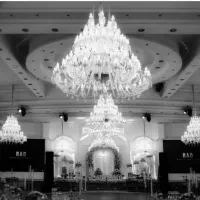 لوستر بزرگ تالاری