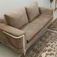 مبلمان راحتی و میز ناهارخوری