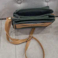 کیف|کیف، کفش، کمربند|چهارباغ, |دیوار