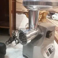 چرخ گوشت و توستر