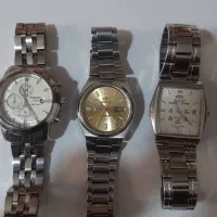 سه عددساعت اصلی اورینت وتیسوت