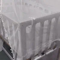 تخت کنار مادر|تخت و صندلی بچه|شیراز, شهدای شهرک سعدی|دیوار