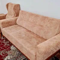 فروش مبل ۷ نفره+میز بزرگ +۳عدد گل میز در حد نو
