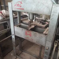 دستگاه پرس ۳۰ تنی جاوید