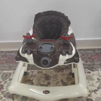 روروئک|کالسکه و لوازم جانبی|قم, باغ کرباسی|دیوار