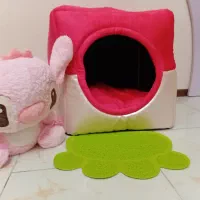 جای خواب و برس سگ و گربه